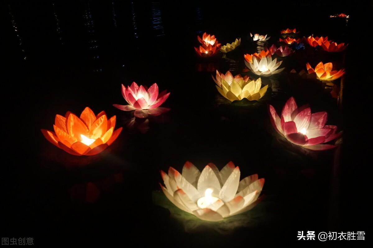 中元节贵州凯里龙头河，火光映水，思念如潮