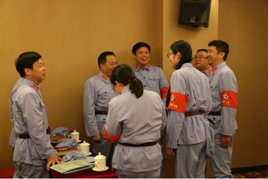 领导干部要把锤炼党性—这事儿真不是喊口号