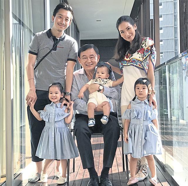 泰国最年轻总理的登顶之路，从豪门千金到政坛巅峰