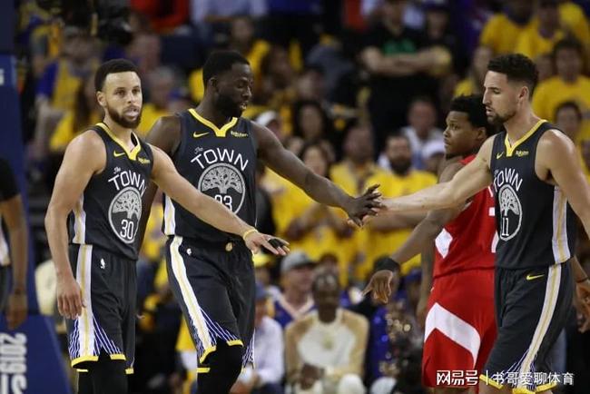 NBA火箭vs勇士录播，那些年我们熬夜追过的火勇大战
